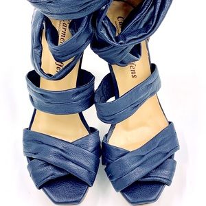 Carmen Steffens heels